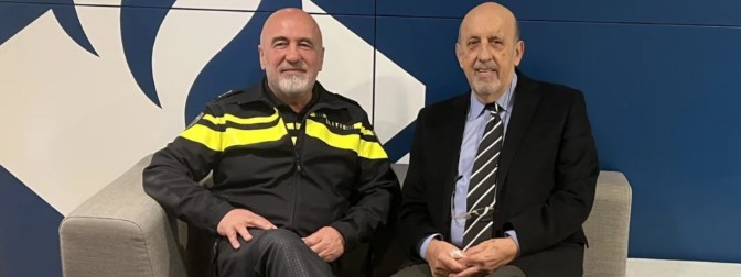 Hollanda Polisi Kuzey Hollanda Birimi Emniyet Müdürü olan Hamit Karakuş,