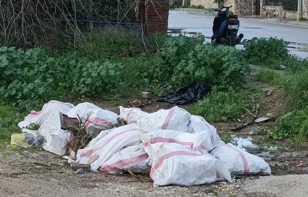 MUĞLA (AA) – Muğla'nın Bodrum ilçesinde boş araziye moloz ve