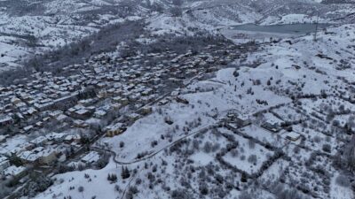 ISPARTA (AA) – Isparta'da il genelinde etkili olan kar yağışı