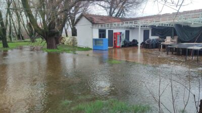 İZMİR (AA) – İzmir'in Ödemiş ilçesindeki Gölcük Gölü, etkili olan