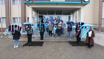 - Öğrenciler, “Bir Günlük Susuz Yaşam” çalışması kapsamında, içme, yemek,