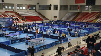 AMASYA (AA) – Küçükler Ferdi ve Takım Masa Tenisi Türkiye