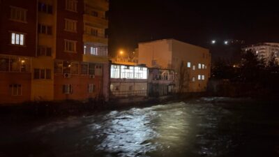 SİİRT (AA) – Siirt Valiliği, sağanak nedeniyle Bitlis Çayı'nda su