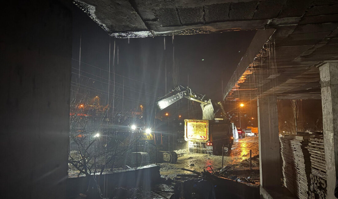 ŞIRNAK (AA) – Şırnak Valisi Birol Ekici, sağanaktan etkilenen Uludere