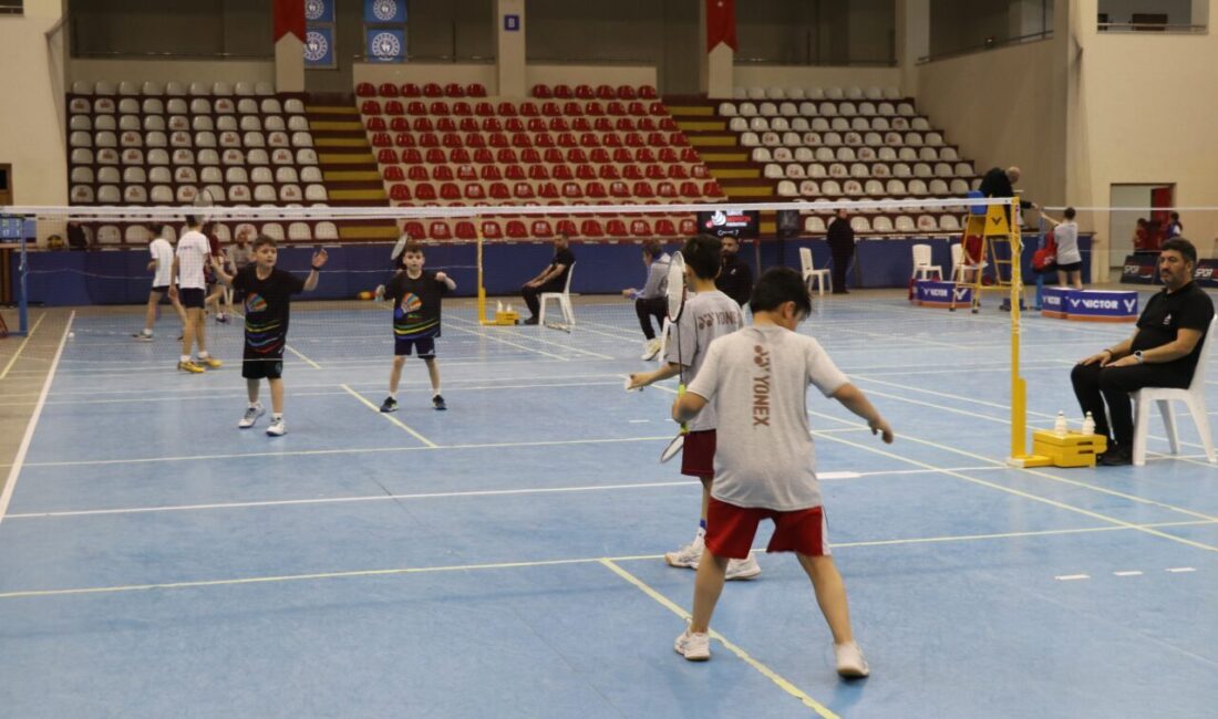 AMASYA (AA) – Badmintonda, 11-13 Yaş Altı Türkiye Şampiyonası Amasya'da