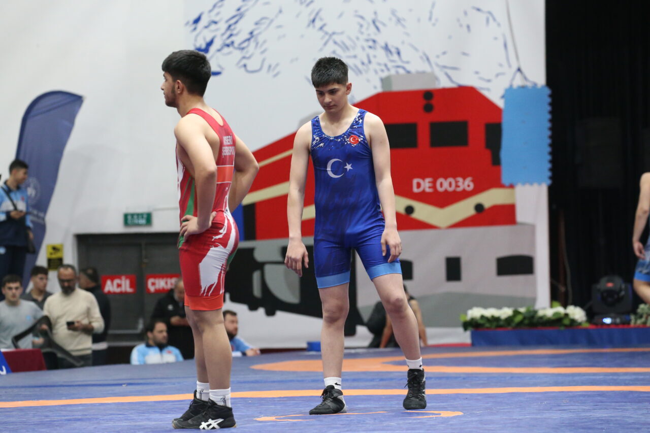 - Şampiyonaya 81 ilden yaklaşık 1500 sporcu katılıyor