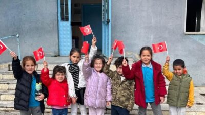 ÇORUM (AA) – Çorum'un Osmancık ilçesine bağlı Kamil köyünde öğrenciler,