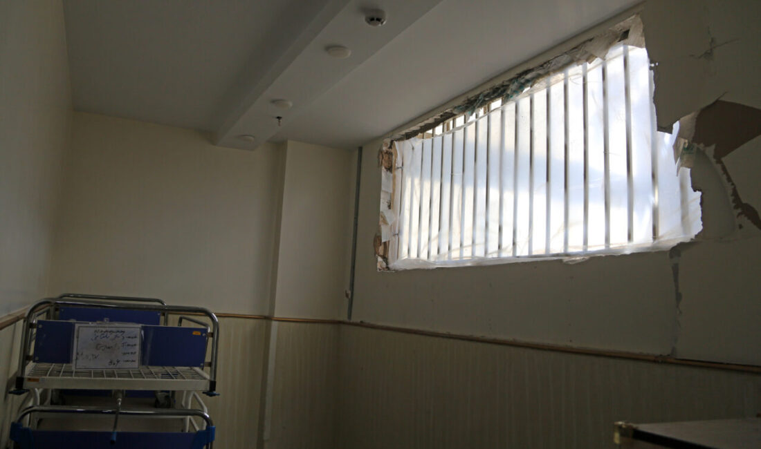 TAHRAN (AA) – İran'ın başkenti Tahran’da ABD ve İsrail saldırıları