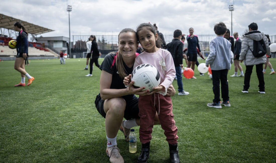 ANKARA (AA) – Ankara Büyükşehir Belediyesi (ABB) FOMGET Kadın Futbol