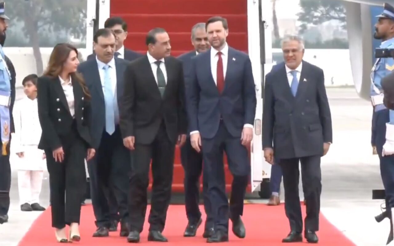 ANKARA (AA) – ABD Başkan Yardımcısı JD Vance ve beraberindeki