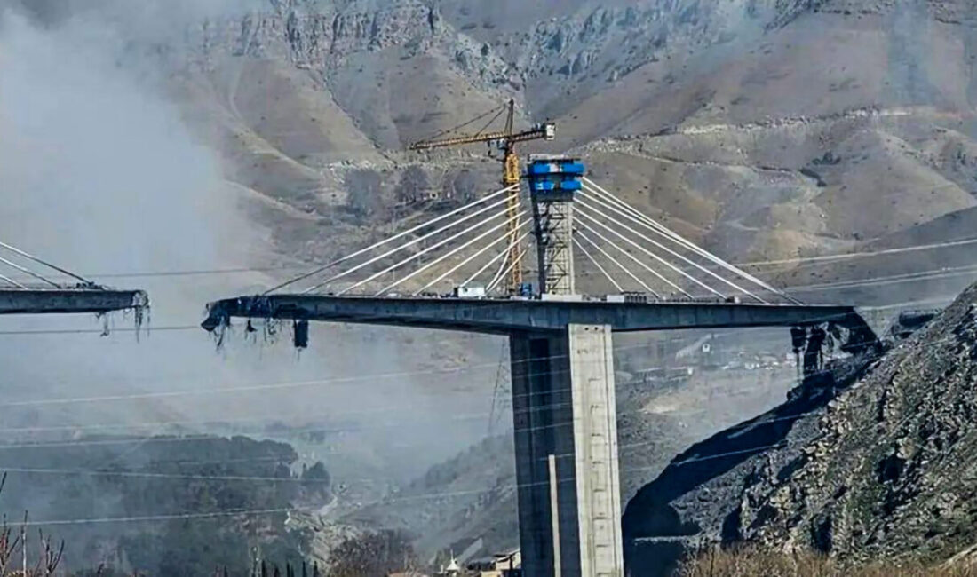 TAHRAN (AA) – ABD ve İsrail, İran'ın başkenti Tahran yakınlarındaki