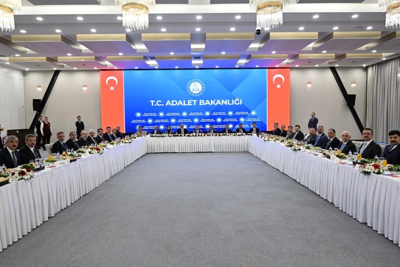 ANKARA (AA) – Adalet Bakanı Akın Gürlek, "Terörsüz Türkiye" sürecinin