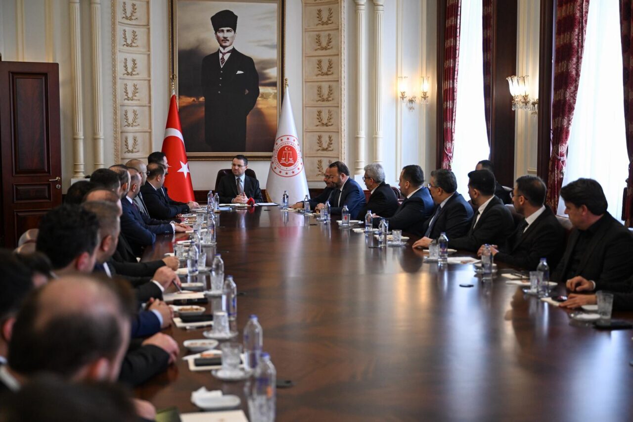 ANKARA (AA) – Adalet Bakanı Akın Gürlek, Nevşehirli iş insanları