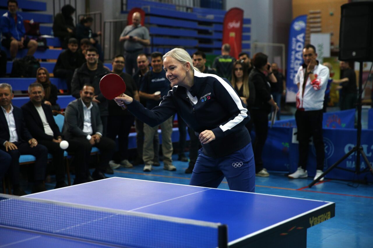 ADANA (AA) – Adana'da düzenlenen "13. Uluslararası Veteran Masa Tenisi