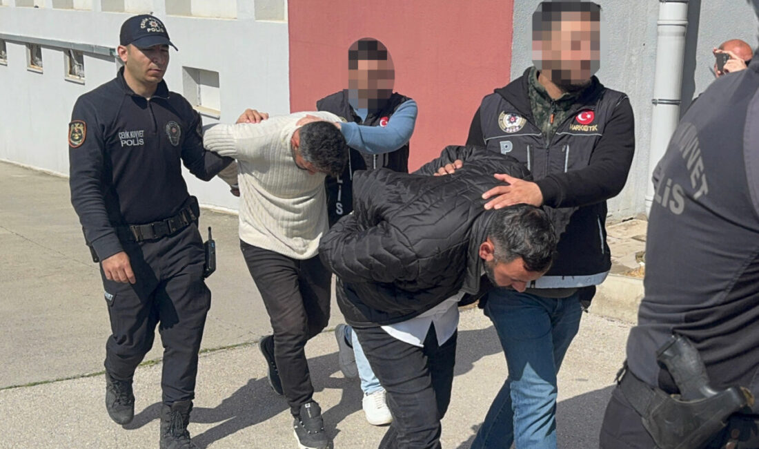 ADANA (AA) – Adana'da 703 bin 43 sentetik ecza ele