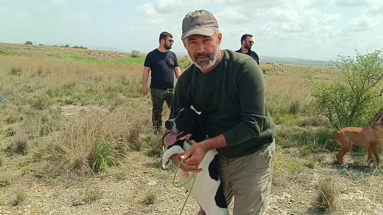 ADANA (AA) – Adana'nın Kozan ilçesinde "Avcı Köpeği ve Irk
