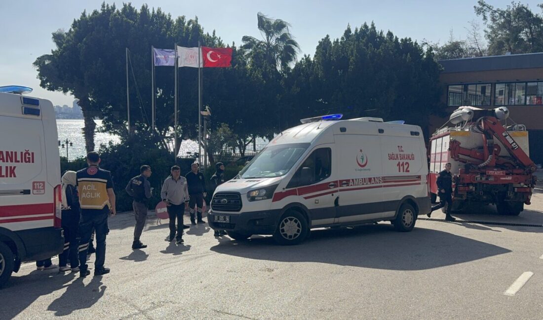ADANA (AA) – Adana'nın merkez Sarıçam ilçesinde gölde boğulma tehlikesi