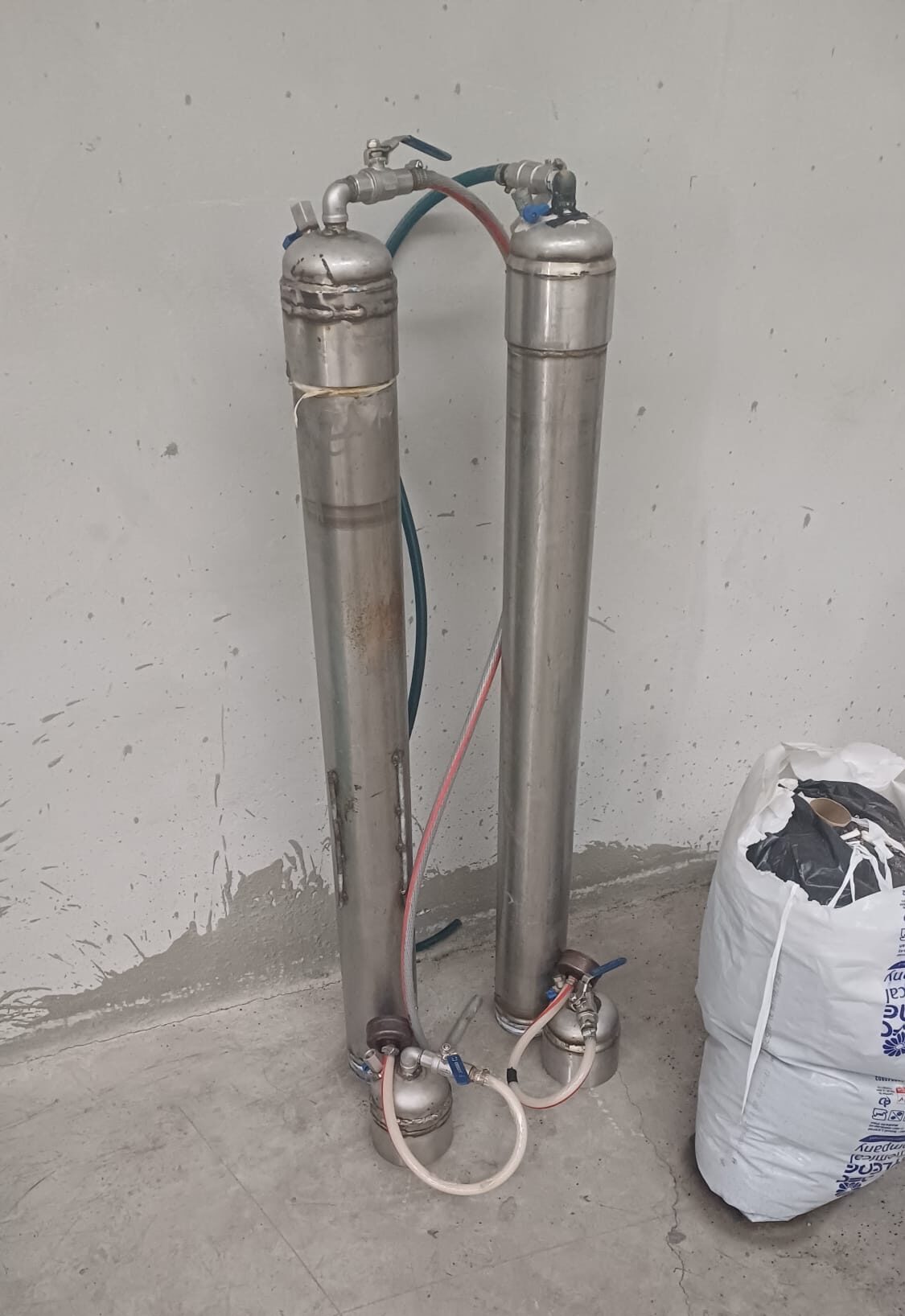 ADANA (AA) – Adana'da kaçak 1865 litre etil alkol ele