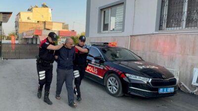 ADANA (AA) – Adana'da sahipsiz köpeğe şiddet uygulayan şüpheli yakalandı.