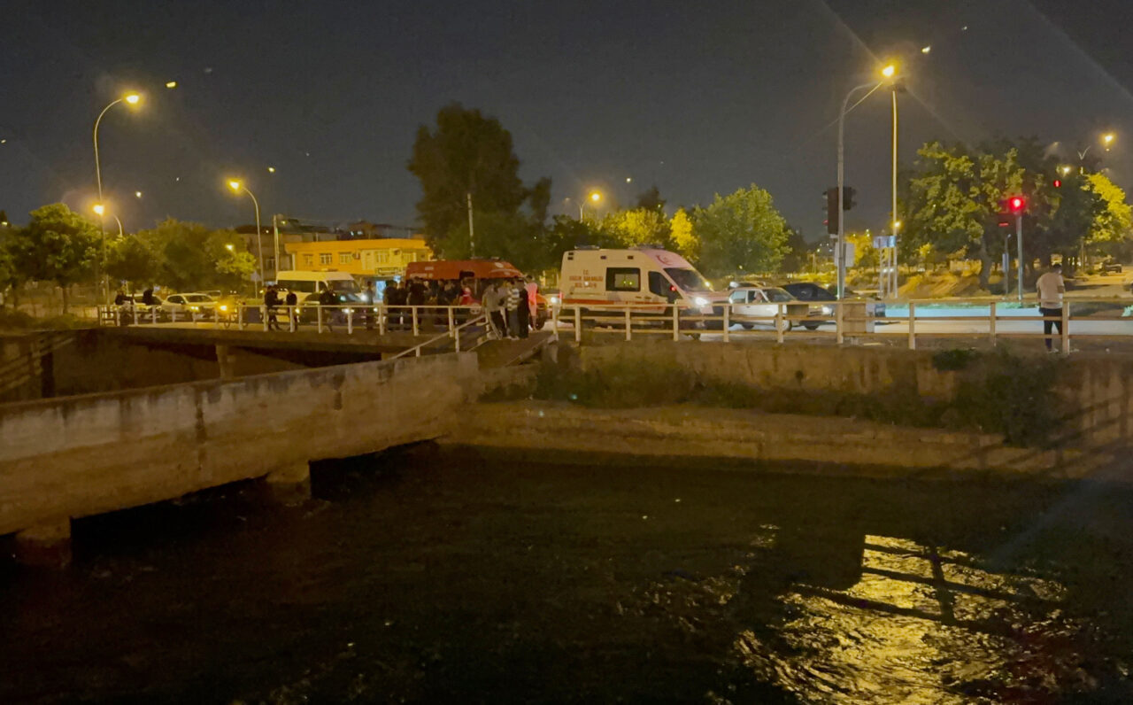ADANA (AA) – Adana'nın merkez Yüreğir ilçesinde düştüğü sulama kanalında