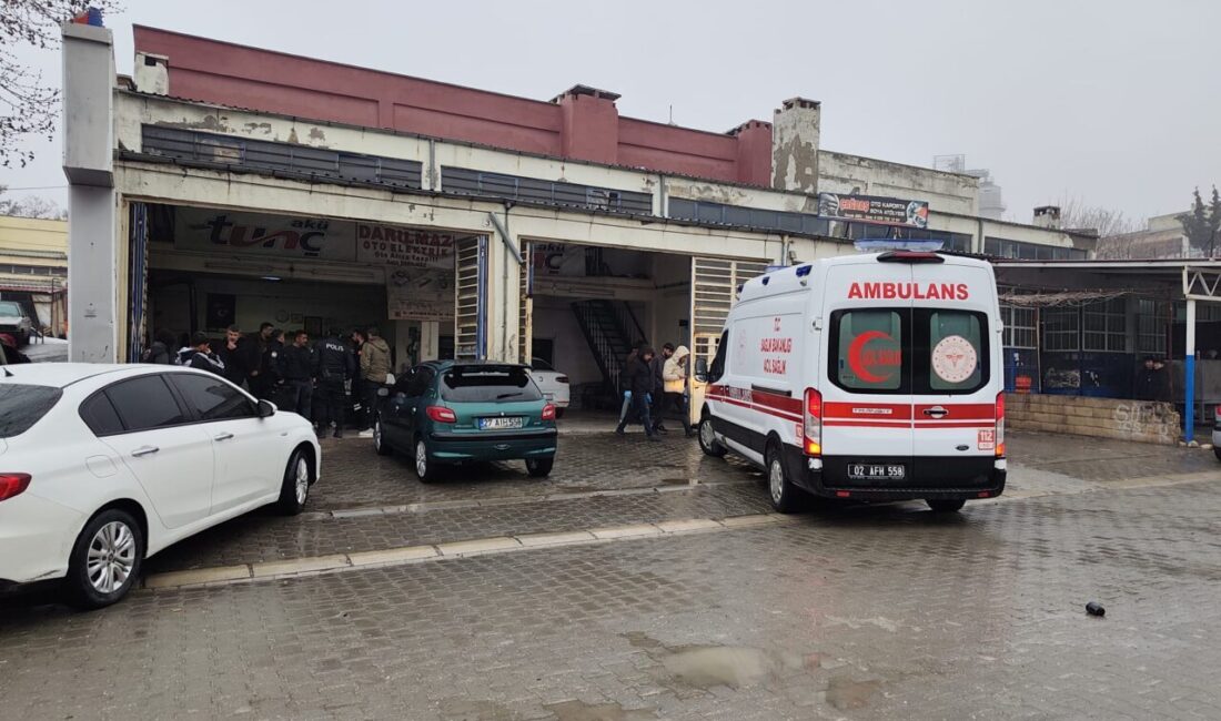 ADIYAMAN (AA) – Adıyaman'ın Besni ilçesinde çıkan silahlı kavgada 1