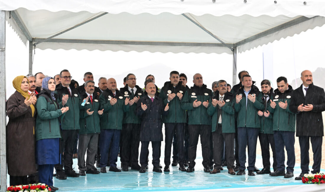 ADIYAMAN (AA) – Adıyaman'ın Gölbaşı ilçesinde yapımı tamamlanan Çetintepe Barajı