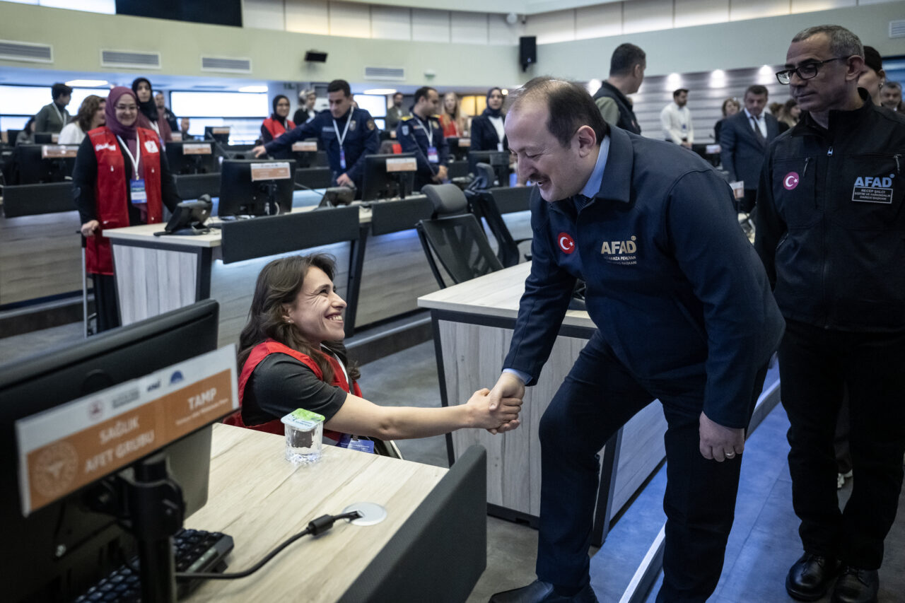 - AFAD Başkanı Ali Hamza Pehlivan:
- "2026-2028 yıllarını kapsayan Engelli