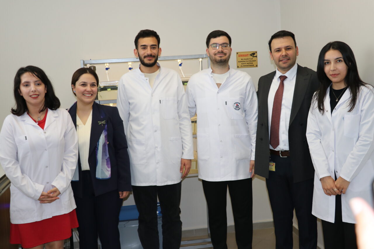 AĞRI (AA) – Ağrı İbrahim Çeçen Üniversitesi Tıp Fakültesi doktor