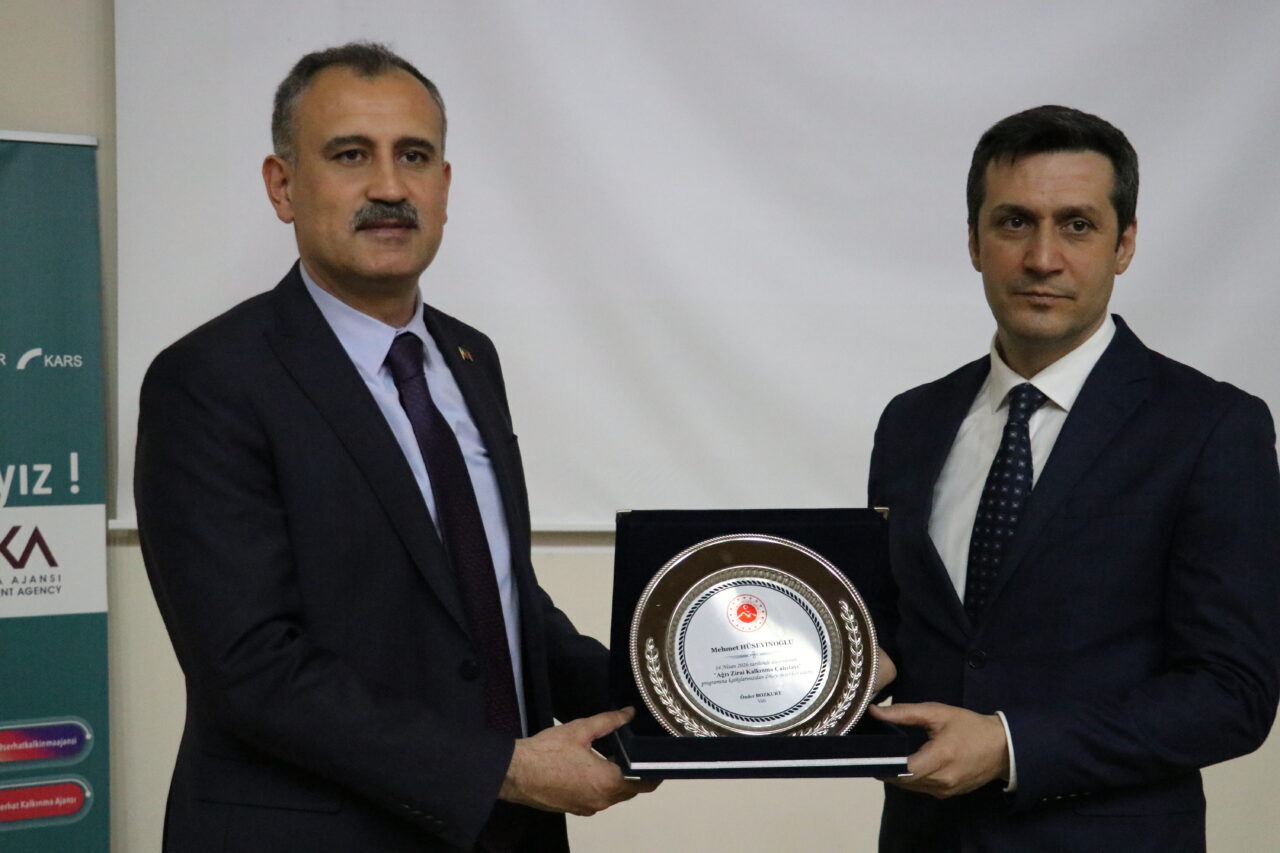 - Vali Önder Bozkurt:
- "Özellikle bitkisel üretimden tarımsal üretime, su