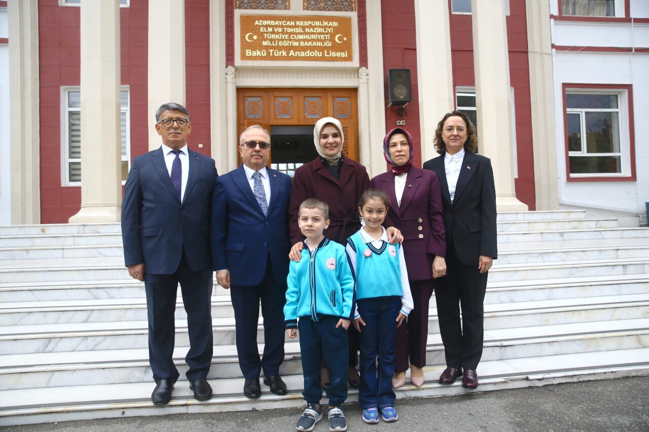 BAKÜ (AA) – Aile ve Sosyal Hizmetler Bakanı Mahinur Özdemir