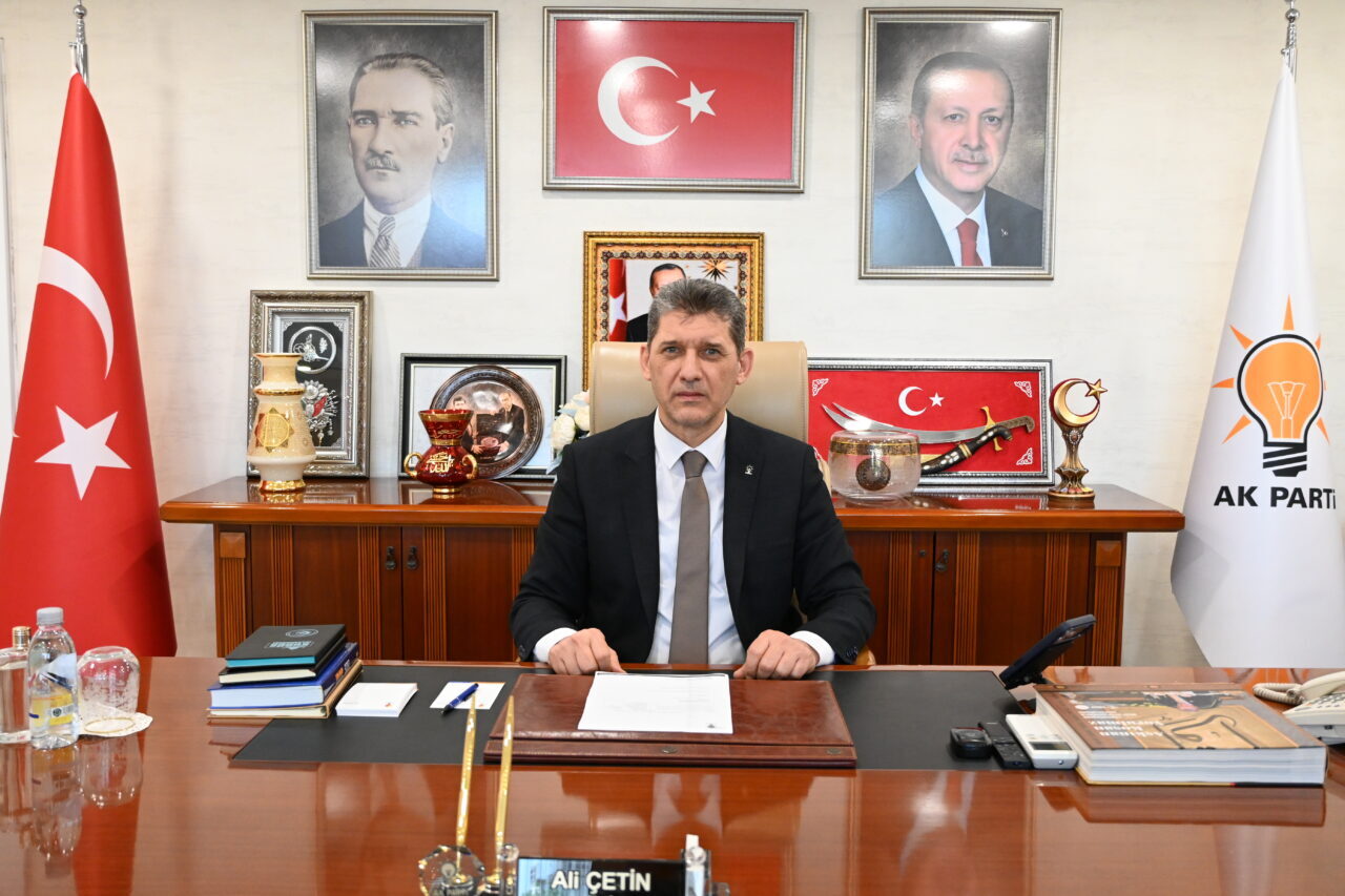 - AK Parti Antalya İl Başkanı Ali Çetin:
- "AK Parti