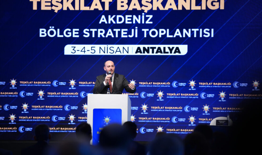 - "Gönlünde, zihninde millete, hizmete yönelik hiçbir ufuk, fikir, heyecanı