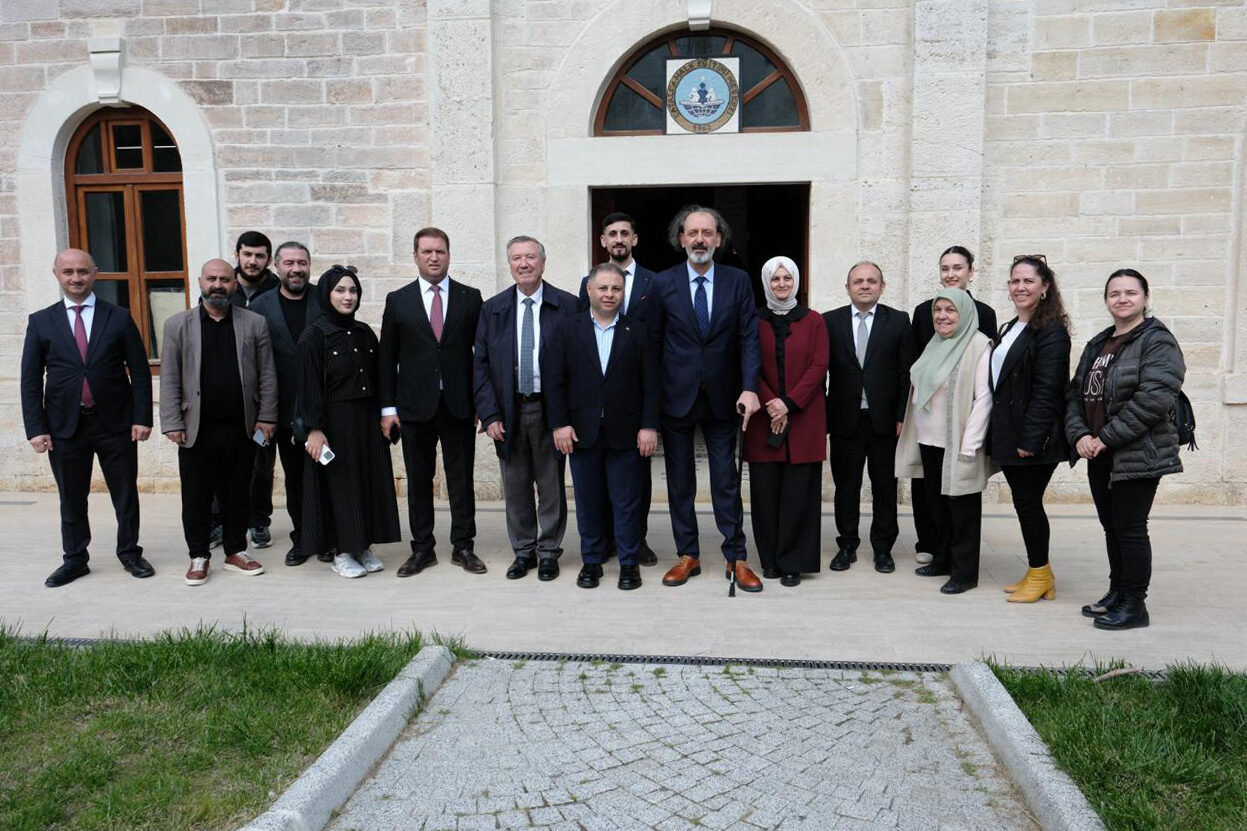 İSTANBUL (AA) – AK Parti İstanbul milletvekilleri, cuma günleri kentin