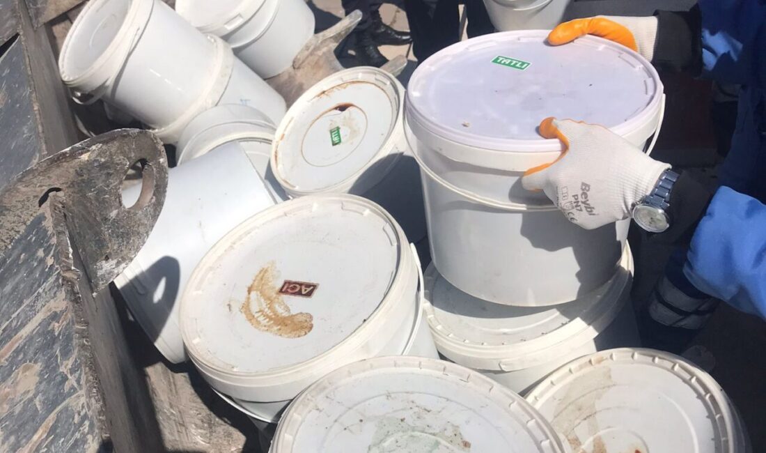 AKSARAY (AA) – Aksaray'da durdurulan tırda ele geçirilen 4 ton