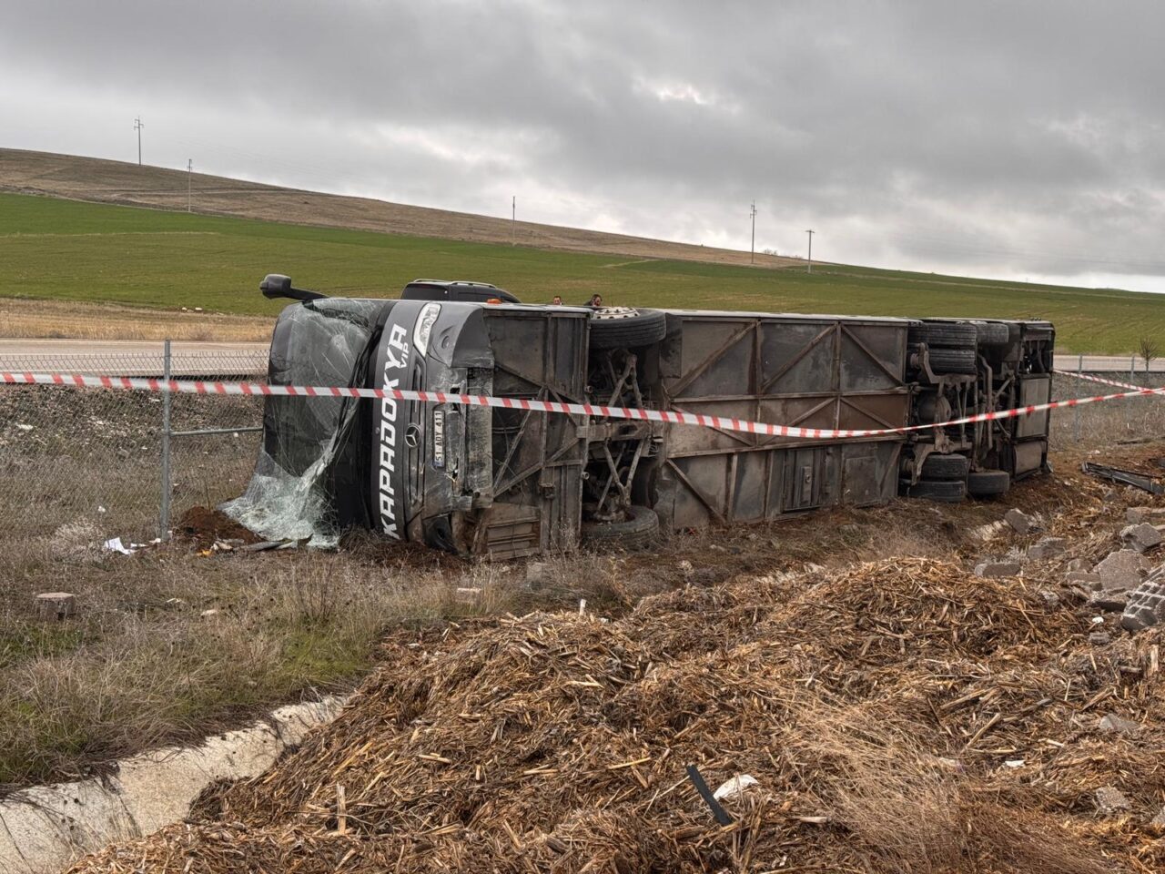 AKSARAY (AA) – Aksaray'da tur otobüsünün devrilmesi sonucu ilk belirlemelere