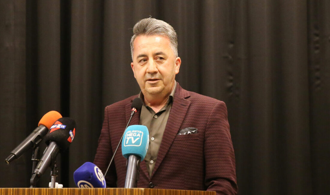 ANTALYA (AA) – Antalya'nın Alanya ilçesinde tropikal meyve üreticilerine yönelik