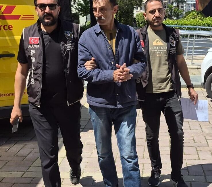 ANTALYA (AA) – Antalya'nın Alanya ilçesinde, Kahramanmaraş ve Şanlıurfa'daki okul