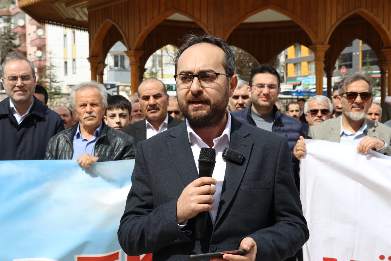 AMASYA (AA) – Amasya'da Mescid-i Aksa'nın kapalı tutulması ve İsrail'in