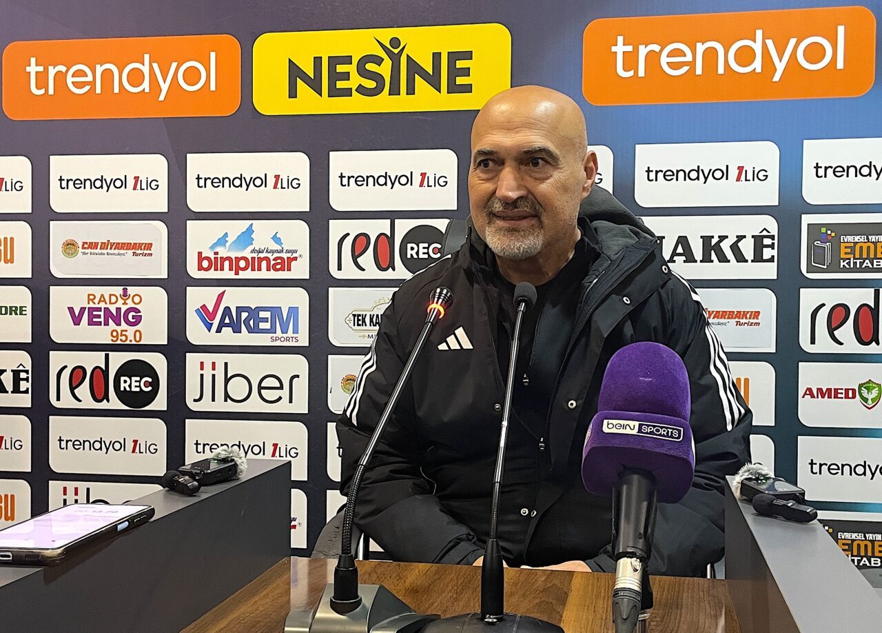 - Amed Sportif Faaliyetler Teknik Direktörü Mesut Bakkal:
-"Mücadelemizin karşılığını alamadık"
-Ümraniyespor