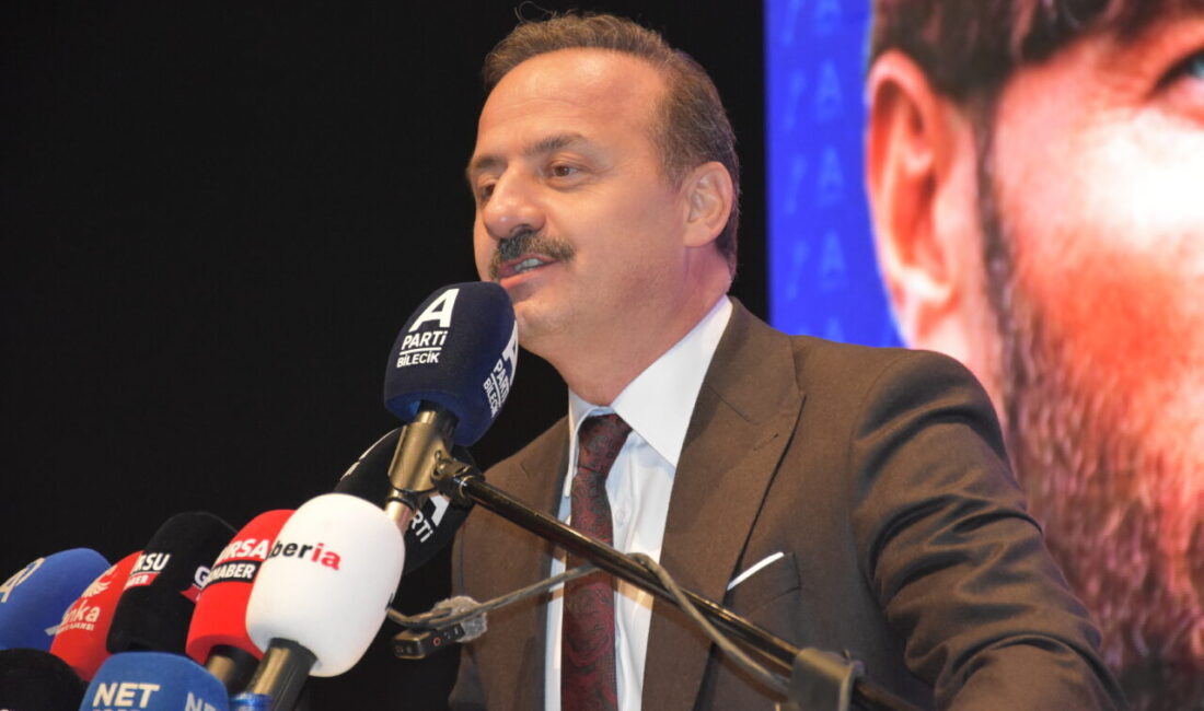 BİLECİK (AA) – Anahtar Parti Genel Başkanı Yavuz Ağıralioğlu, Bilecik'te