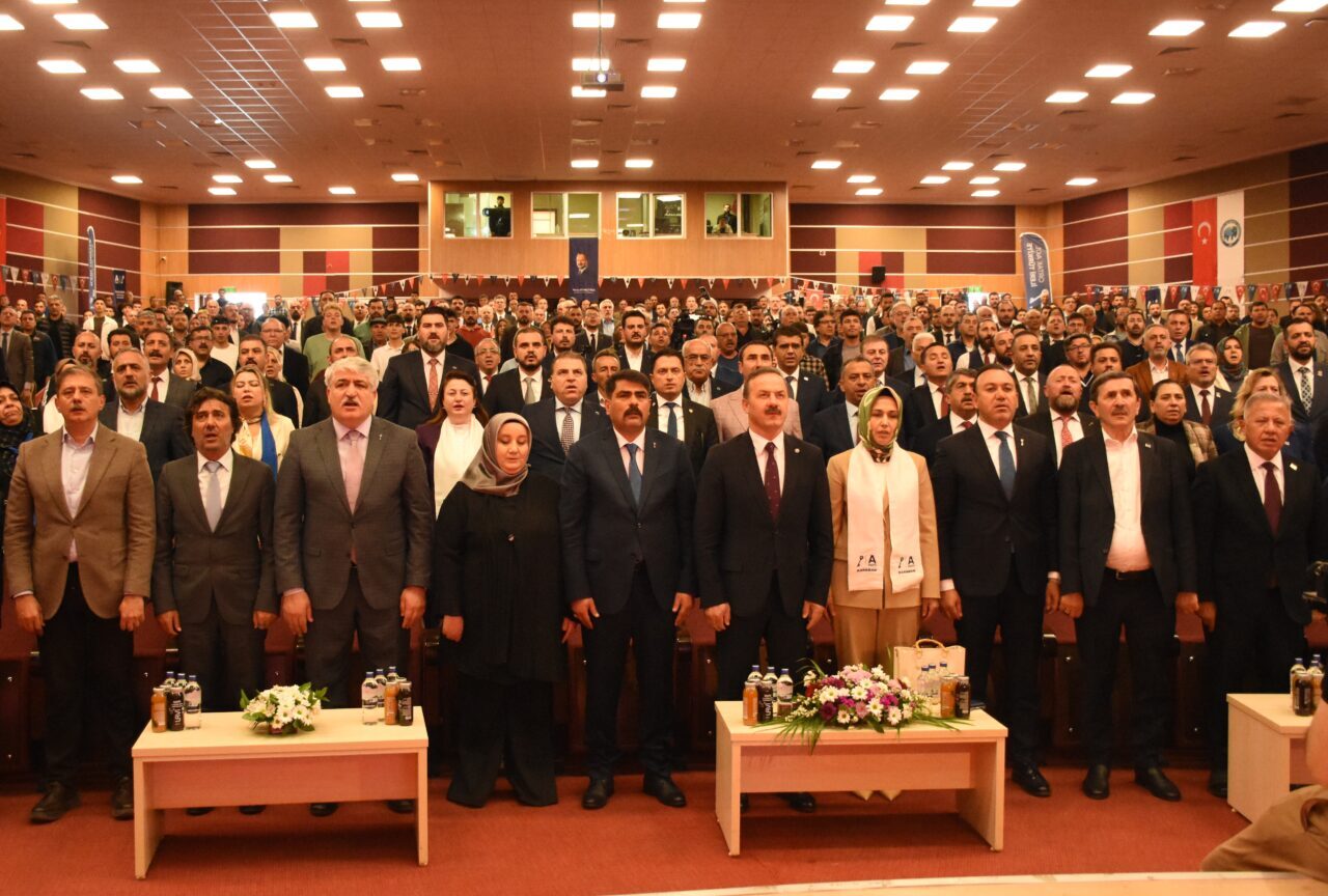 KARAMAN (AA) – Anahtar Parti Genel Başkanı Yavuz Ağıralioğlu, Karaman'da