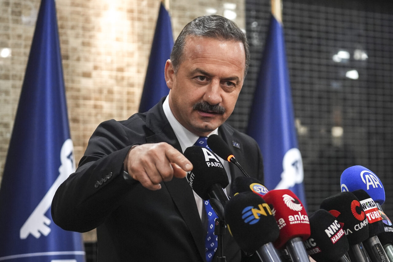 ANKARA (AA) – Eski İYİ Partili Tolga Akalın, Anahtar Partiye