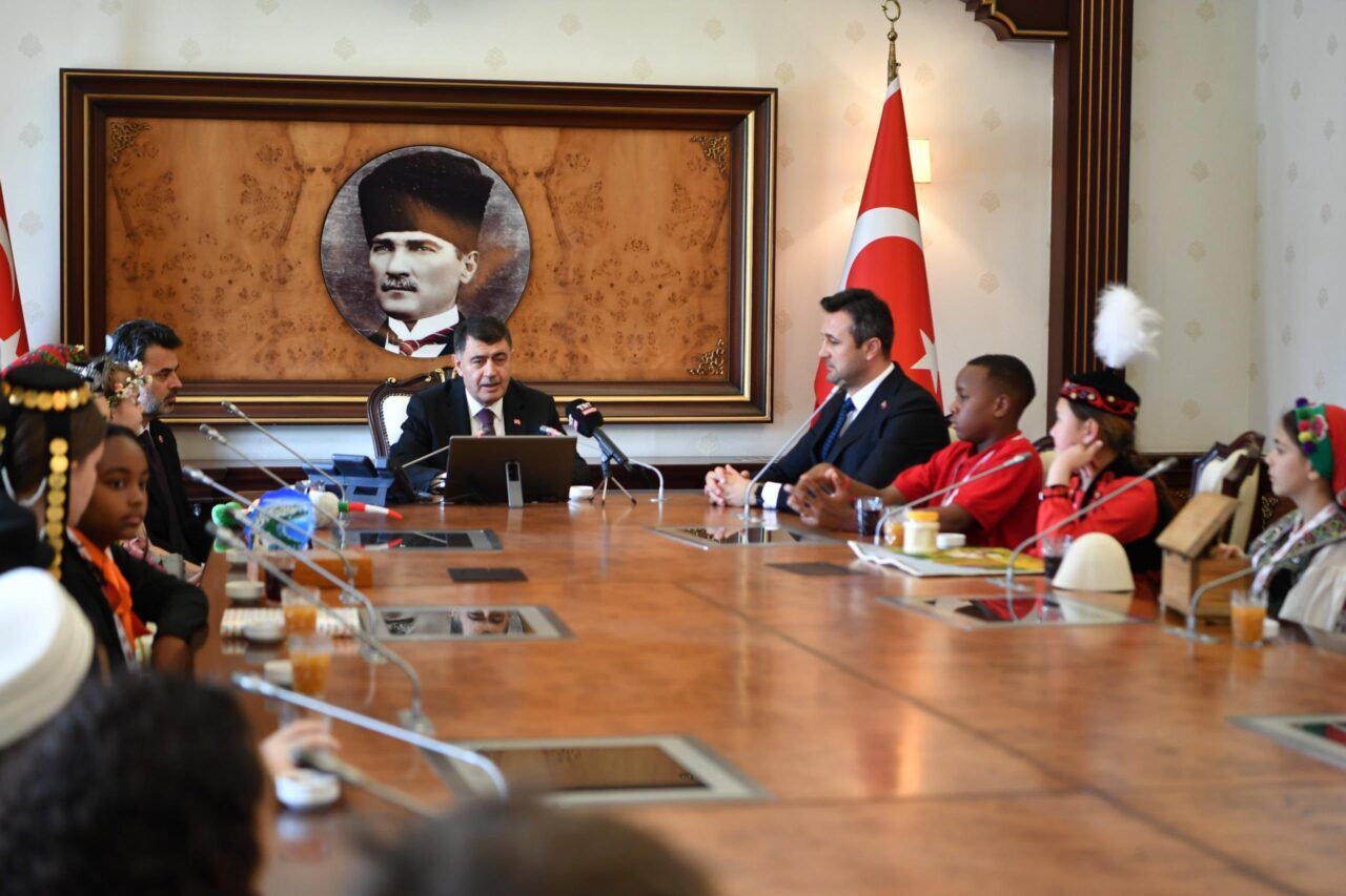 ANKARA (AA) – Ankara Valisi Vasip Şahin, TRT Uluslararası 23