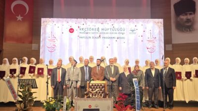 ANKARA (AA) – Ankara'nın Keçiören ilçesinde eğitimlerini tamamlayan 34 hafız