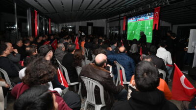 ANTALYA (AA) – Antalya ve Isparta'da vatandaşlar, A Milli Futbol