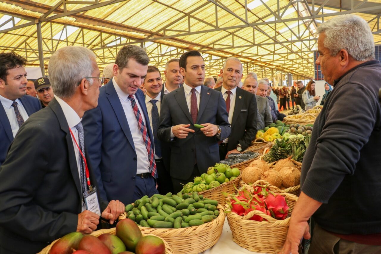 ANTALYA (AA) – Antalya'nın Gazipaşa ilçesinde düzenlenen Gazipaşa Tarım Fuarı,