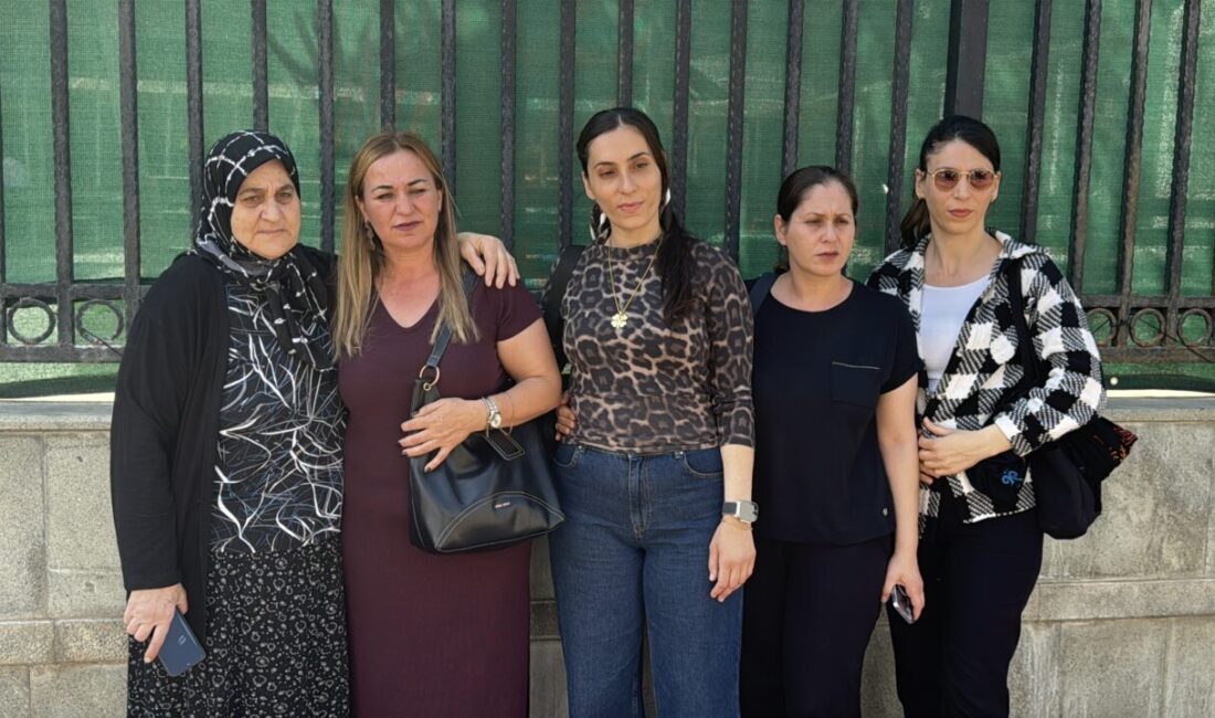ANTALYA (AA) – Antalya'nın Kepez ilçesinde skutere binen bir kişiyi