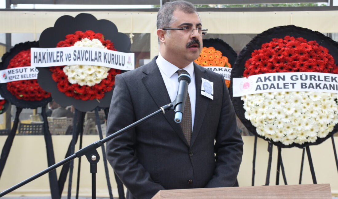 ANTALYA (AA) – Tedavi gördüğü hastanede hayatını kaybeden Antalya Cumhuriyet