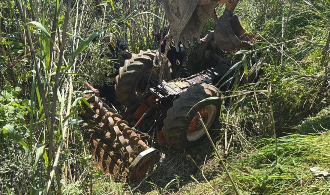 ANTALYA (AA) – Antalya’nın Aksu ilçesinde bahçesinde çalıştığı sırada traktörün