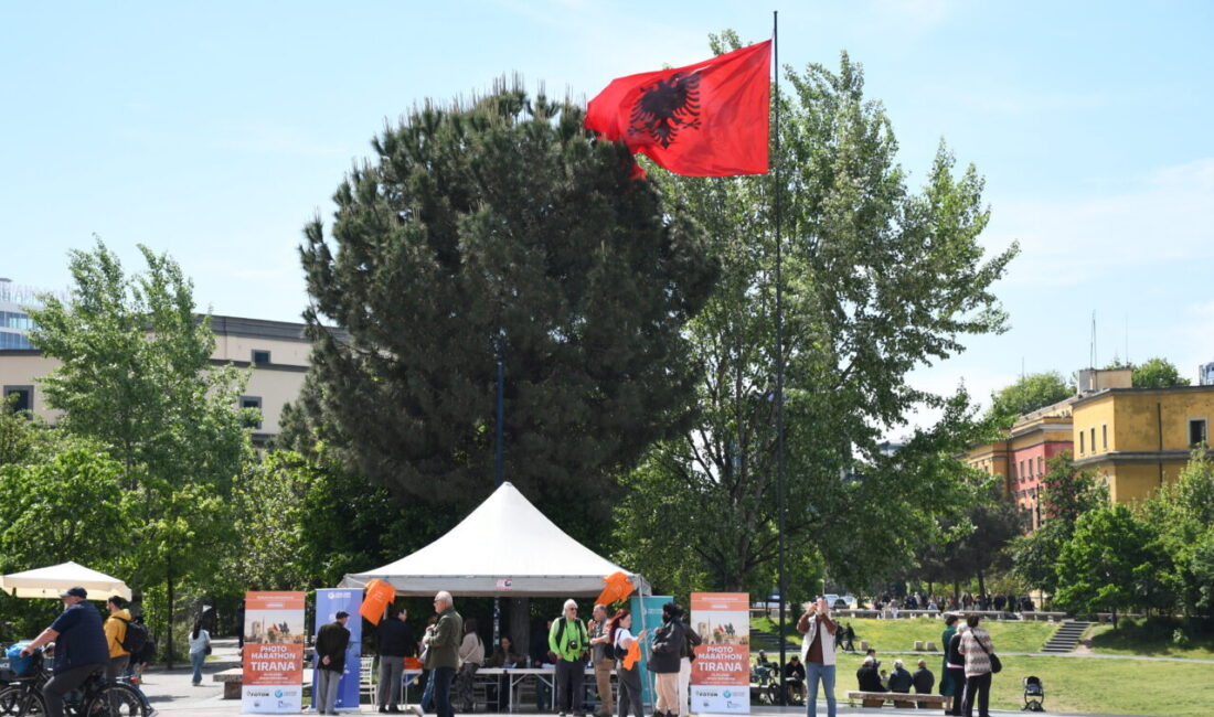 TİRAN (AA) – Arnavutluk'un başkenti Tiran'da "Tiran Fotoğraf Maratonu" etkinliği